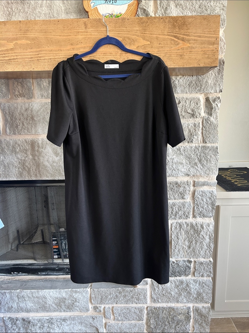 croft & barrow Black Short-Sleeve Midi Shift Dress